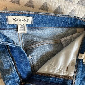 Madewell Curvy 90's Straight Jeans (Size 26)